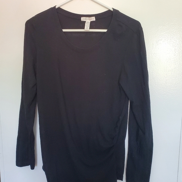 Red, Black, and Gray T-Shirts - Picture 3 of 4